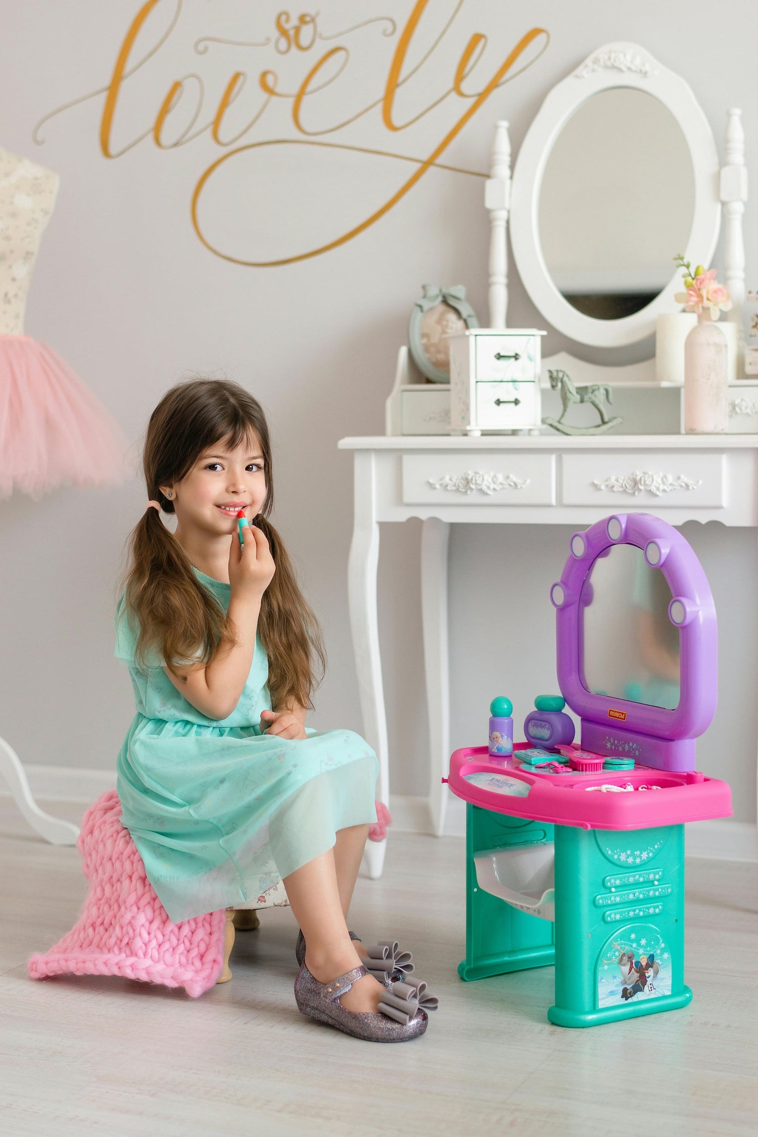 Makeup & Fashion Kits