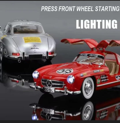 1955 Mercedes-Benz 300SL Vintage Diecast Model Car – Pull Back Alloy Toy Vehicle with Sound & Light, Openable Doors – Classic Collectible for Kids & Car Enthusiasts 1:24 Scale (Silver)